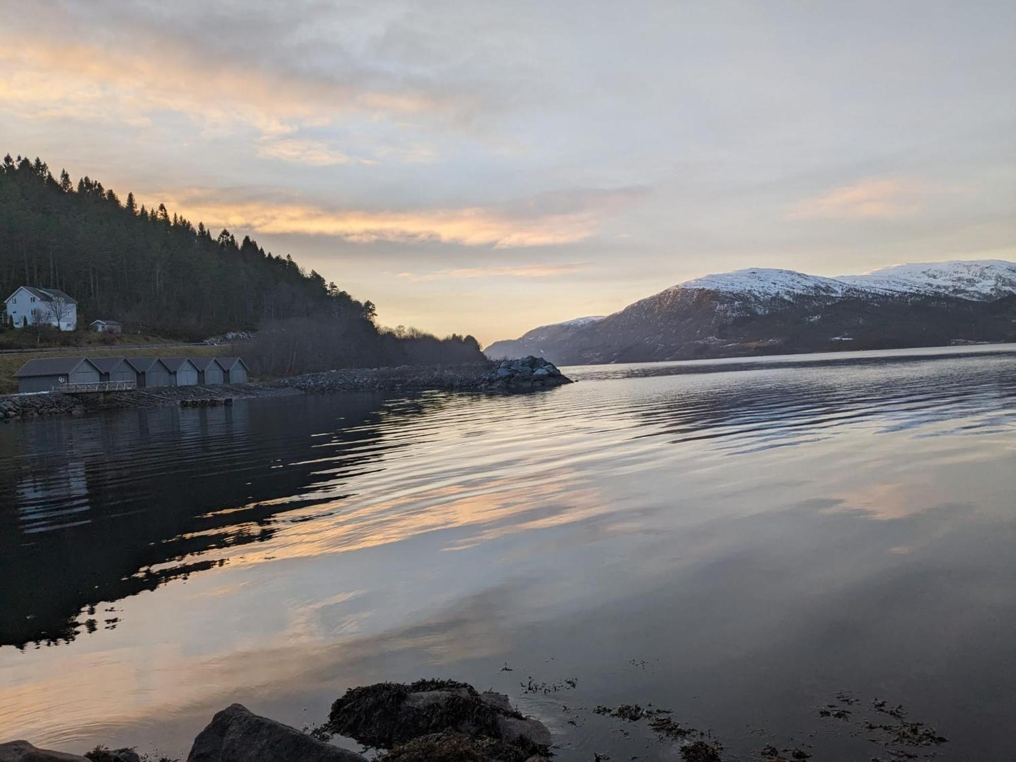 Overnatting Rodal Valsøybotn 외부 사진