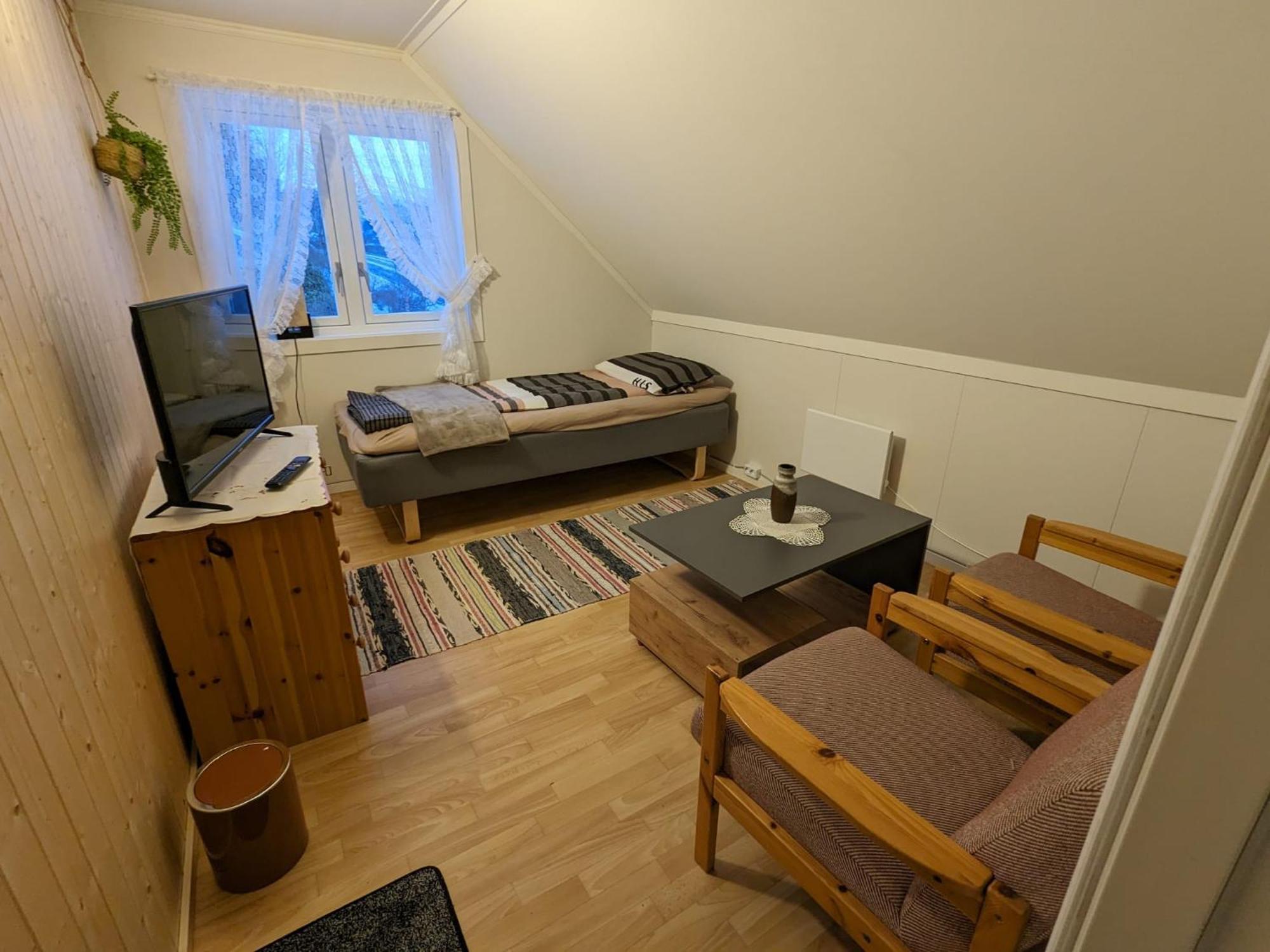 Overnatting Rodal Valsøybotn 외부 사진